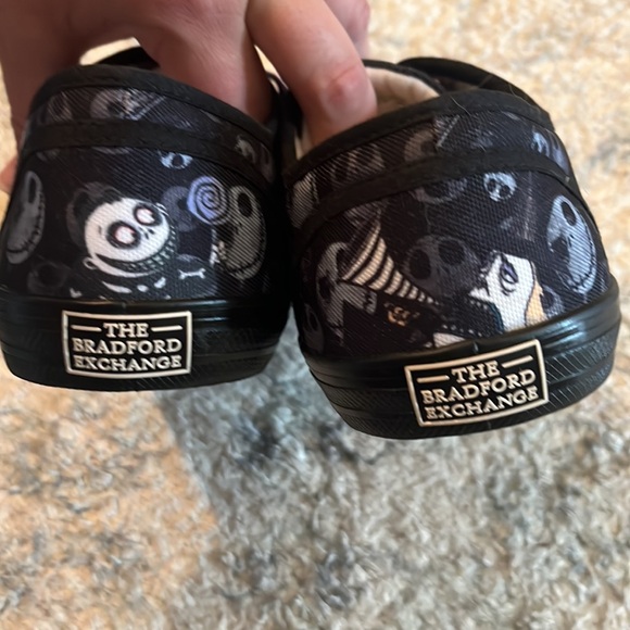 Size 10 Bradford Exchange Nightmare Before Christmas sneakers - Picture 3 of 4